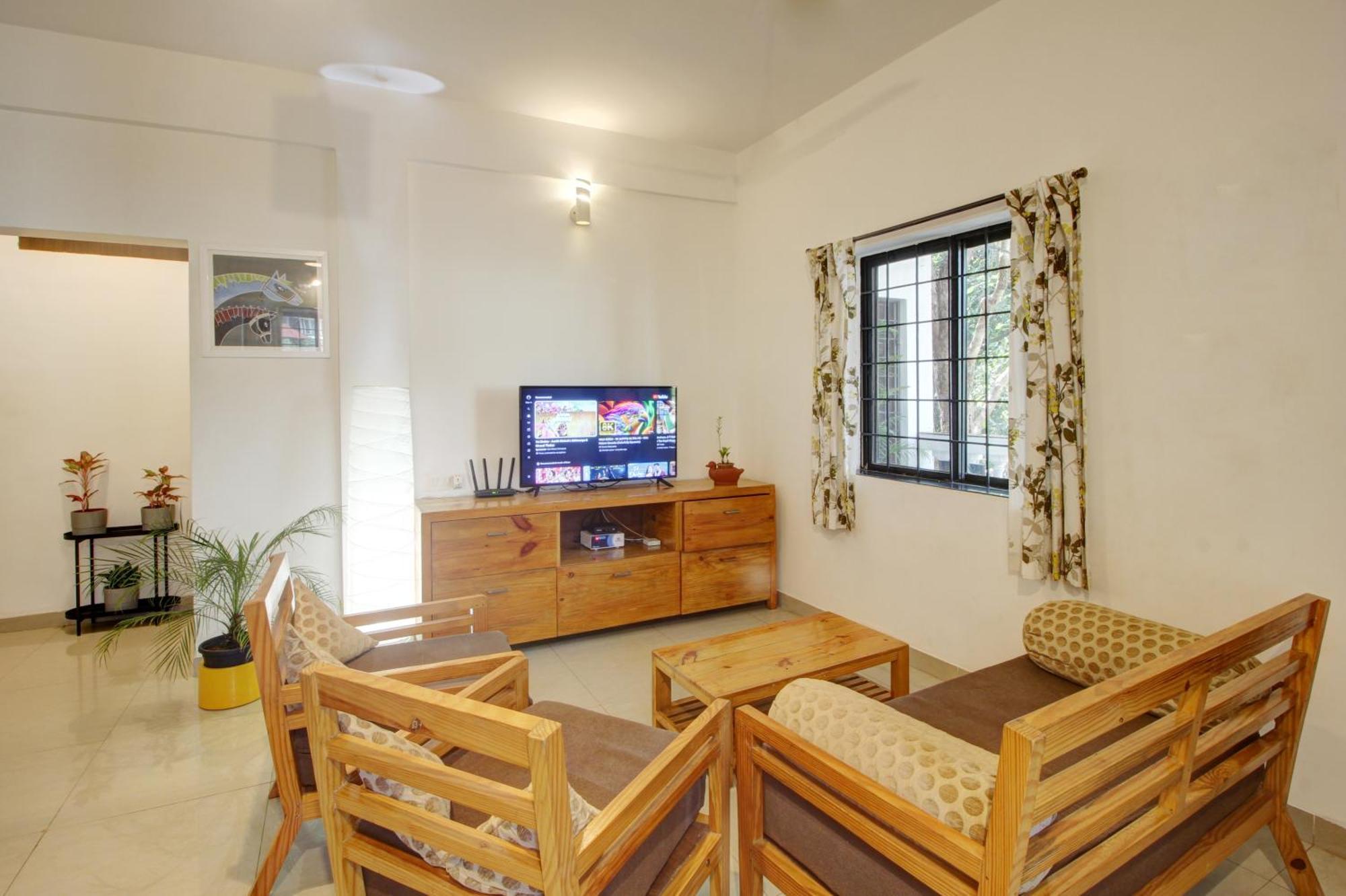Genesis Abode - Cosy 2 Bhk Home In Assagao - 5 Km From Anjuna & Vagator Beaches Мапуса Экстерьер фото
